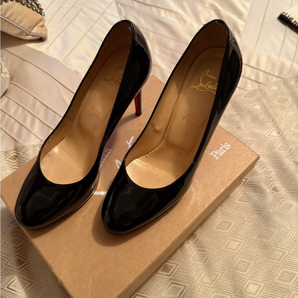 Authentic Christian Louboutin Simple Pump 100 patent calf